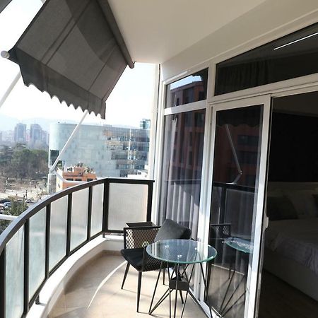 Tiranatop Suites 3 1000 Ft2 Dış mekan fotoğraf