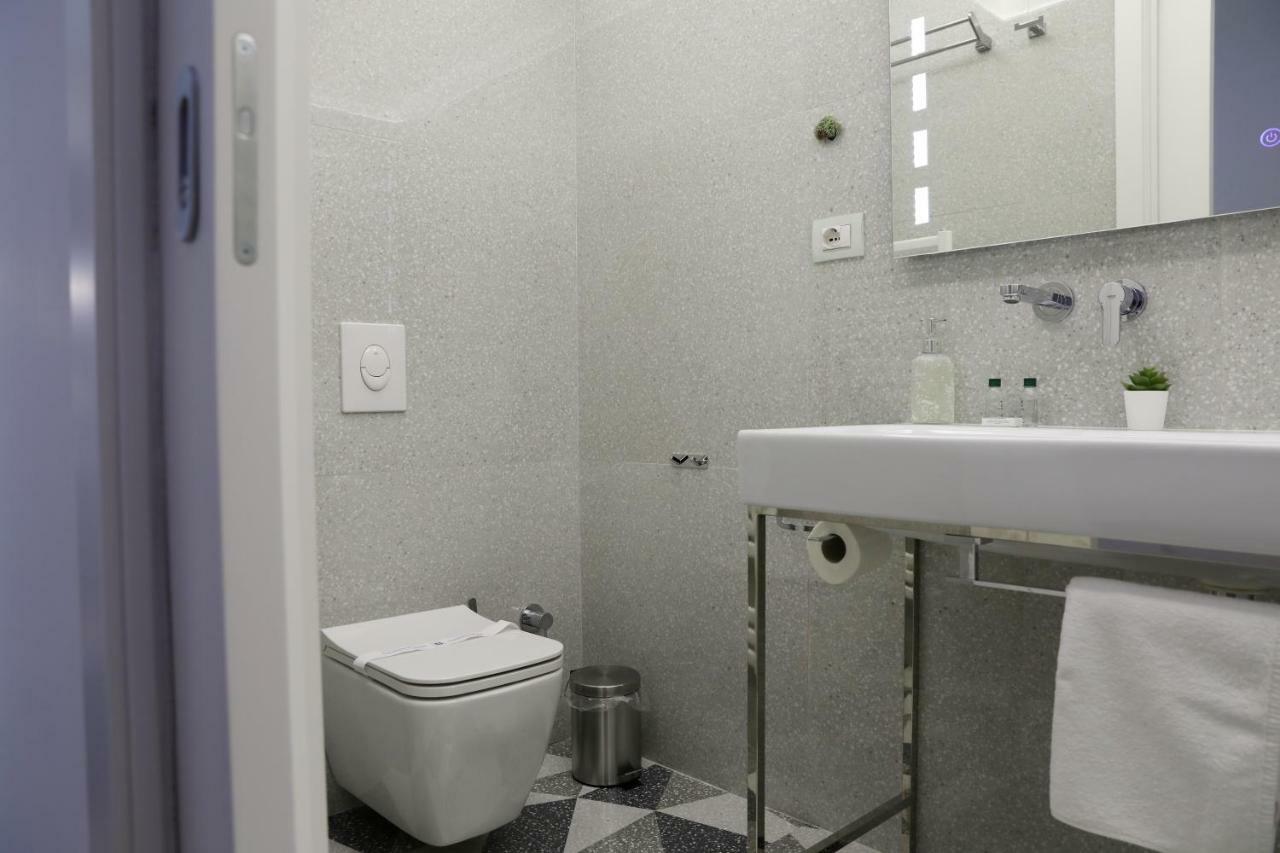 Tiranatop Suites 3 1000 Ft2 Dış mekan fotoğraf